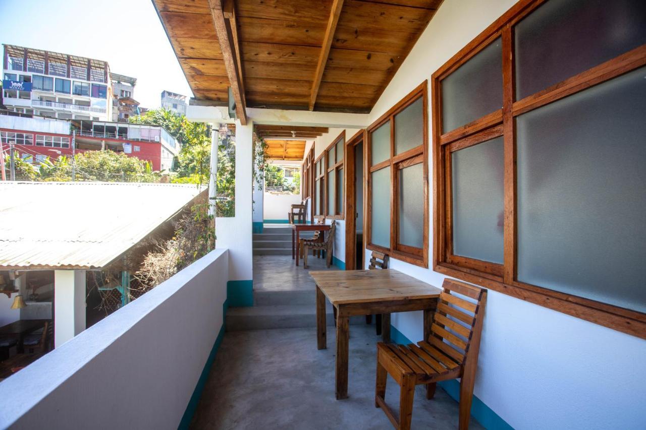 Hotel Y Rest. Las Cristalinas San Pedro La Laguna Exterior foto